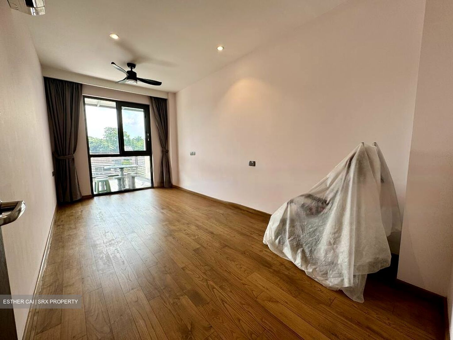 Heeton Park (D26), Terrace #476531101